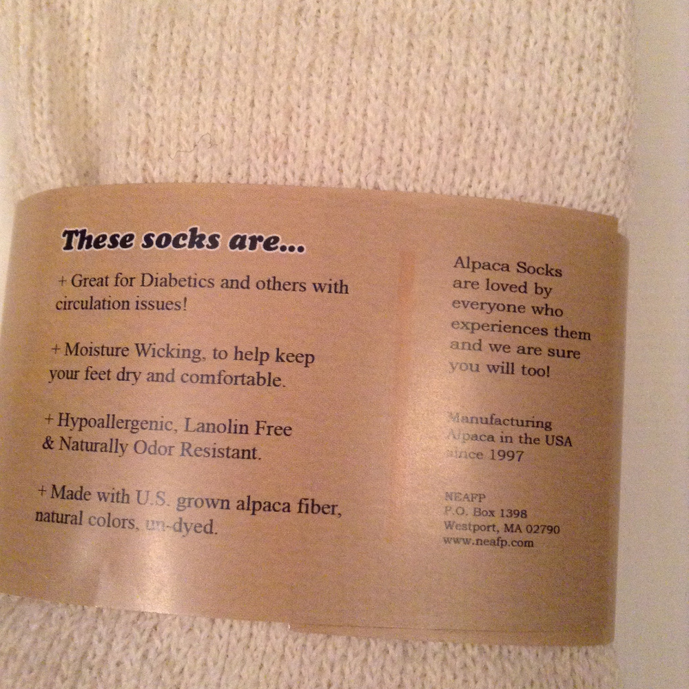 Diabetic Alpaca Socks NWT - Picture 2 of 4